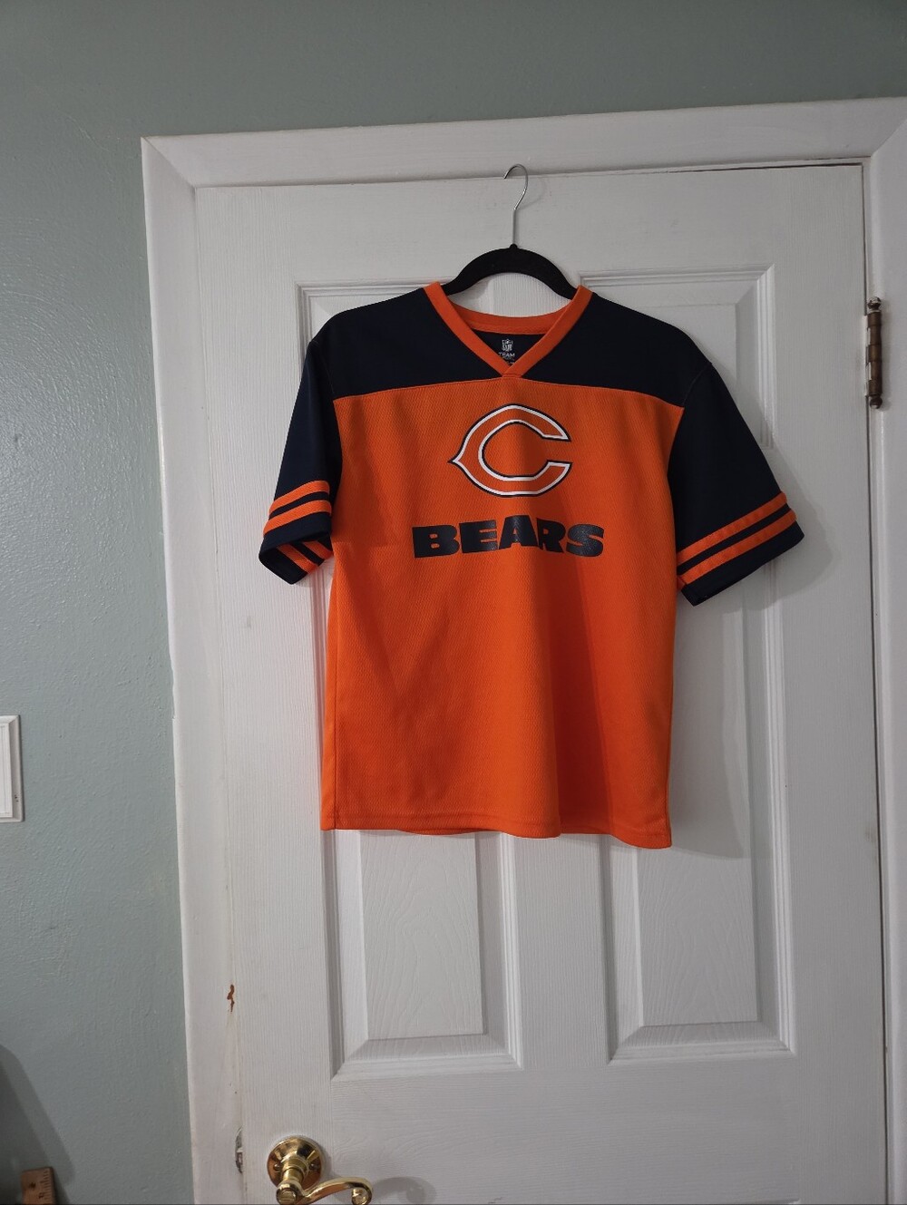 NFL Team Apparel Chicago Bears Youth Orange and Navy Short Sleeve Jersey. XL
